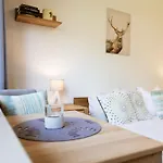 아파트 Esche 4 By Interhome