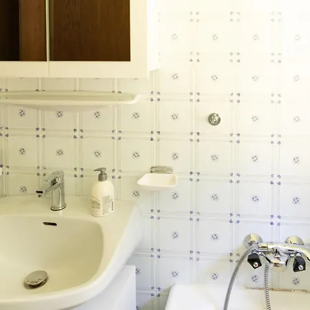 Esche 4 By Interhome