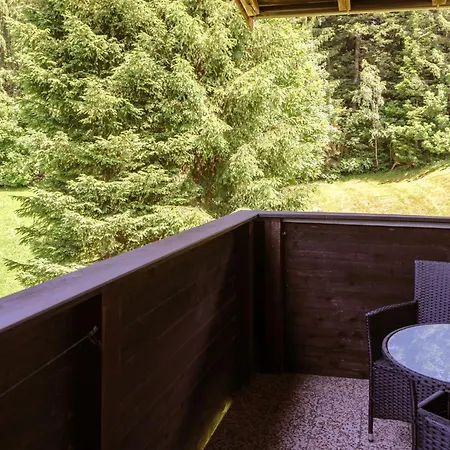 Esche 4 By Interhome Apartmán *